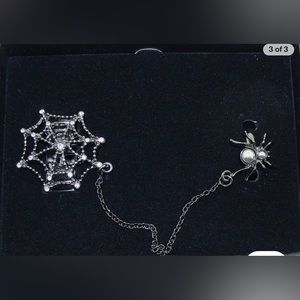 Two-Finger Chain Ring Faux Pearls & Rhinestone